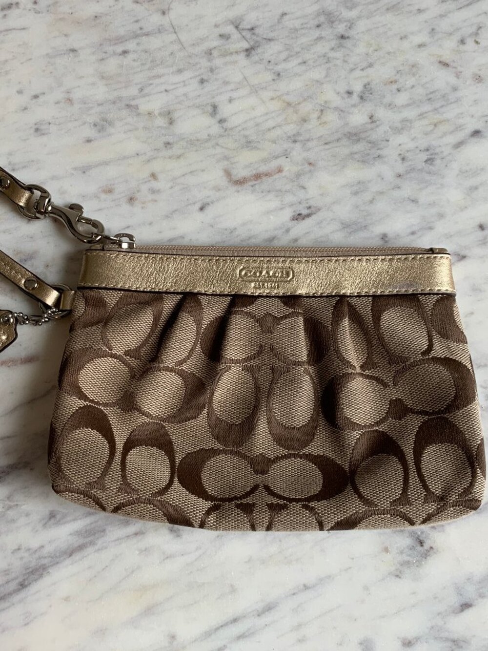 Beautiful Coach Monogram Wristlet